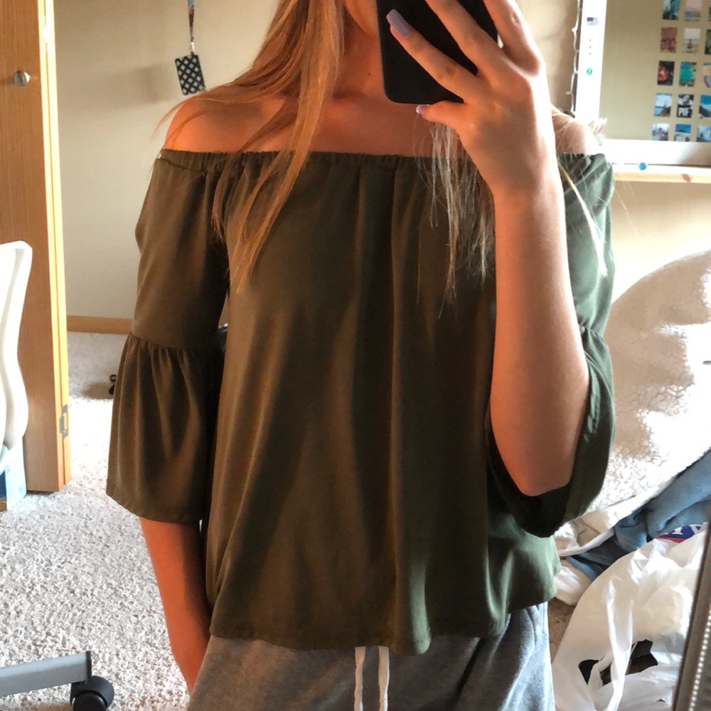 cute pacsun shirt